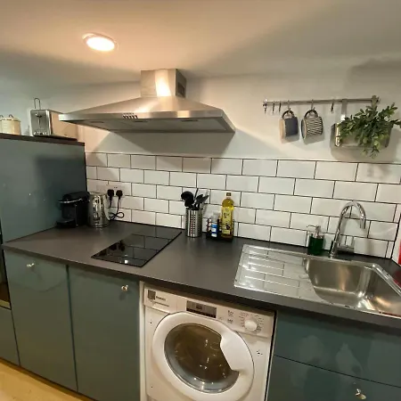 公寓 Cosy In Central - Free Parking *